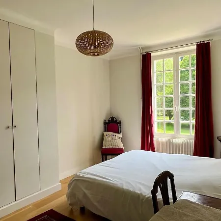 Maison De Famille Vallee De Chevreuse *